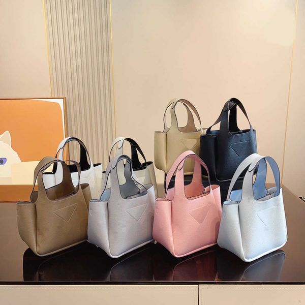 

crossbody bag chain designer bag women designers shoulder bags handbags ladies classic fashion handbag with silk scarf 230224x