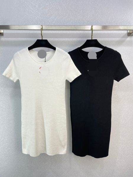 

308  2023 runway dresses spring summer brand same style dress black white short sleeve crew neck yellow empire white black fashion womens