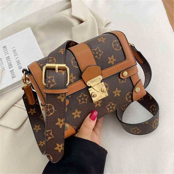 

handbag 2023 fashion women's bag leather quality handbag red women's and printed shoulder mini style messenger small square bag