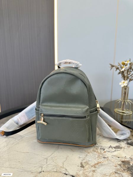

designer design backpack women's backpack canvas printing technology men's and women's universal schoolbag