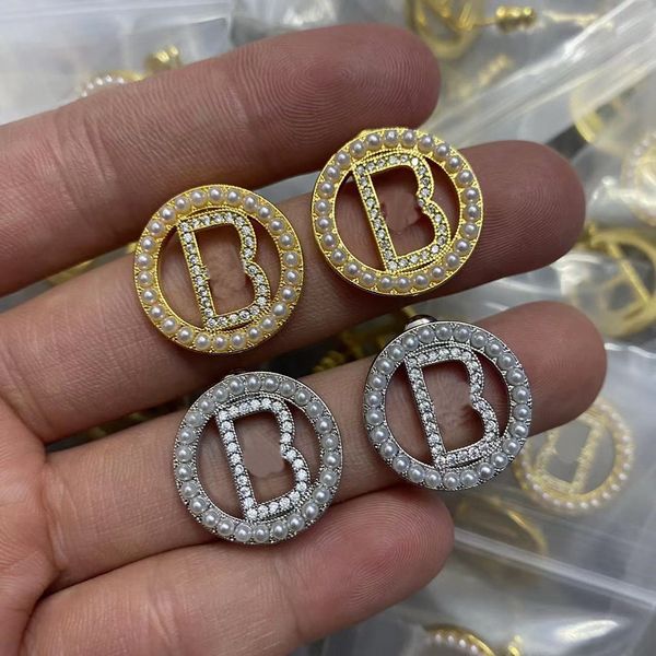 

designer jewelry women earring studs new unique shaped brand b letters pendant with logo shiny non-fading chandelier earrings bbe2 --011, Golden;silver