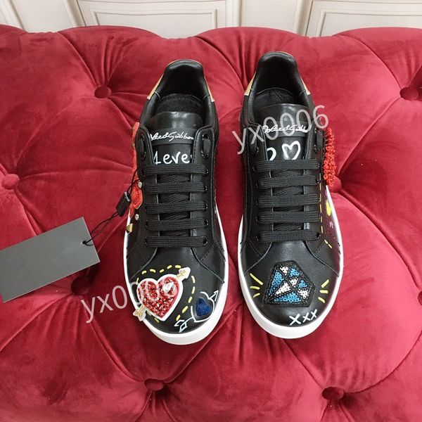 

2023 new designer shoes sneakers men women couple sneaker punk low chaussures print splicing trendy genuine leather skateboard shoes, Black