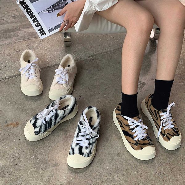 

dress shoes leopard pattern fur shoes women flats platform shoes thicken soled plush loafers woman creepers laceup fleeces sneakers 2021 j23, Black