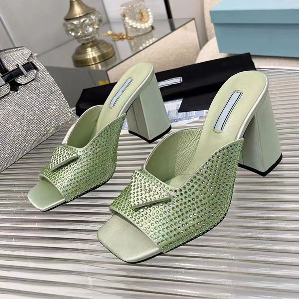 

new style slippers thick heel fashion sandals silk diamond triangle buckle 8.5cm women luxury designer casual shoes classic flip flop high h, Black