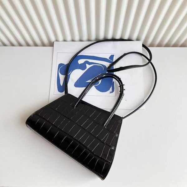 

classic women's bag high-end customized quality handbag fashion business casual style women's shoulder bag model 13048