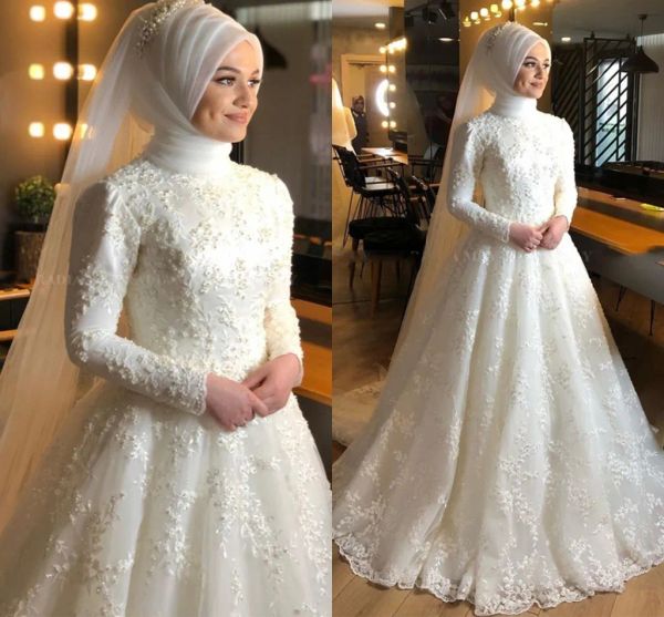 

2023 gorgeous muslim wedding dresses bridal gown long sleeves high neck lace applique beaded floor length garden plus size custom made garde, White