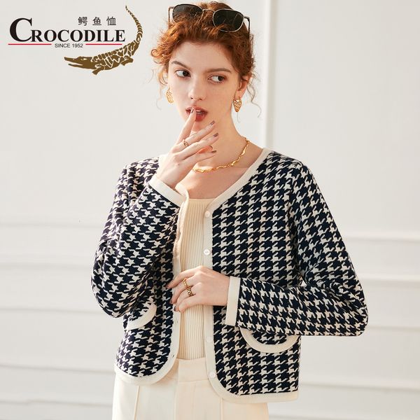 

women's knits tees crocodie 2023 early spring elegant and fashion cardigan black houndstooth printing womens sweaters soft knitted jump, White