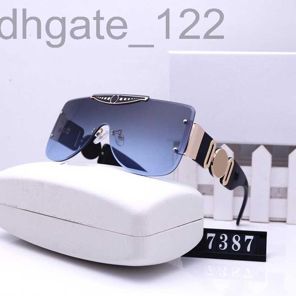 

designer mens sunglasses new fashion summer outdoor sun glasses designer casual with box beach women eyewear men adumbral driving z6xf, White;black
