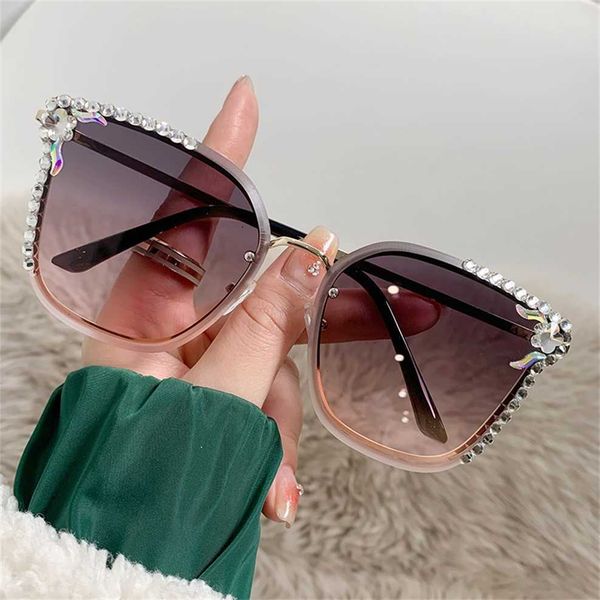 

sunglasses 2023 new rhinestone gm female ins big face thin anti-uv driver driving sunglasses, White;black