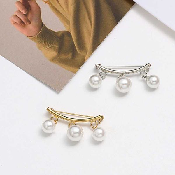 

dangle chandelier anti-wardrobe malfunction buckle pearl pin brooch female summer decoration corsage atmosphere joker fixed clothes jewelry, Silver