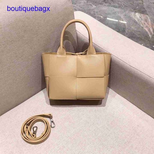

luxury bottegss venetss arco evening bags online store large 2023 bag autumn and winter new woven tote women's cowhide simple vers with