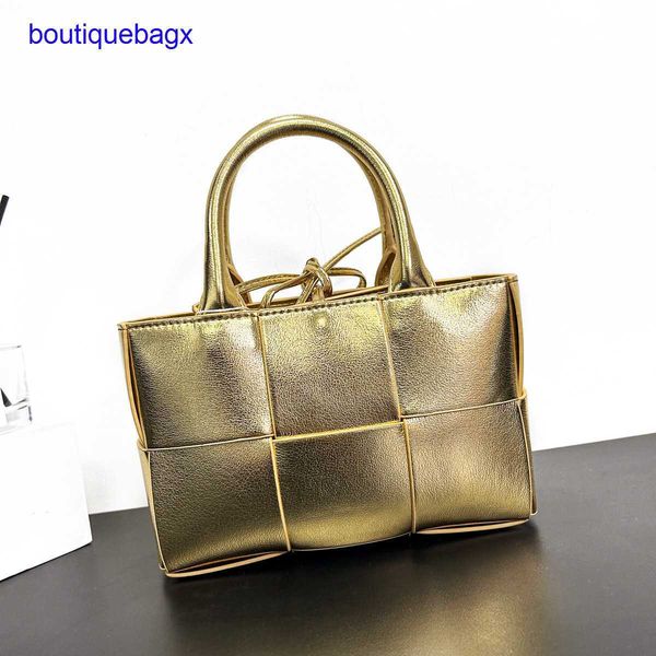 

luxury bottegss venetss arco evening bags online store autumn texture 2023 and winter new large bag woven tote women's leather cap with
