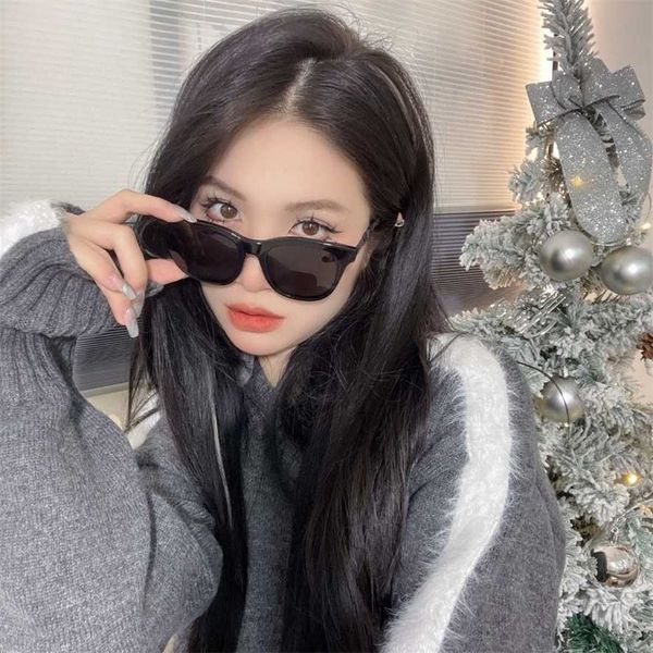 

sunglasses 2023 new 23 new style fragrant board 0780 mesh red same leather strip knitting leg high sunglasses show small face, White;black