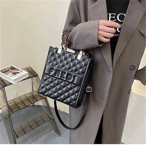 

handbag 2023 fashion women's bag leather quality handbag trend texture lingge portable trend bag