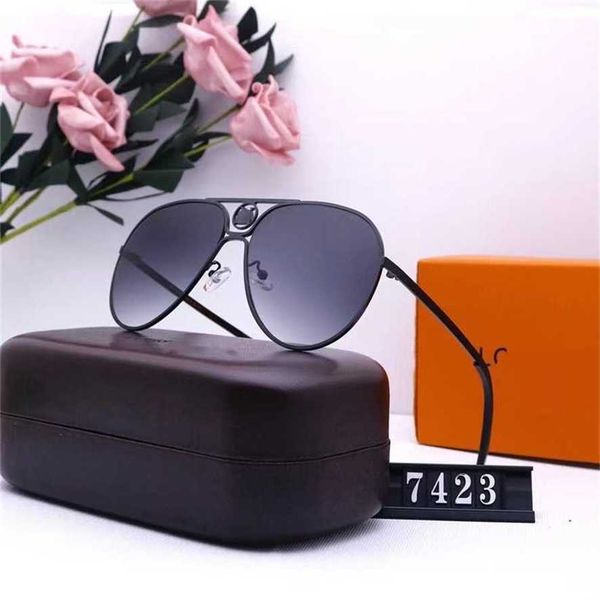 

sunglasses 2023 new overseas sunglasses men's and women's street shooting travel fashion glasses 7423, White;black