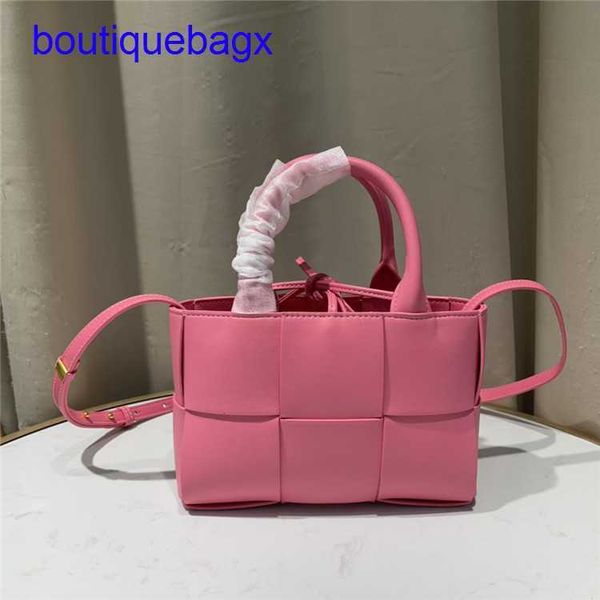 

luxury bottegss venetss arco evening bags online store fashion high sense 2023 mini tote new bag woven small basket women's cross- with