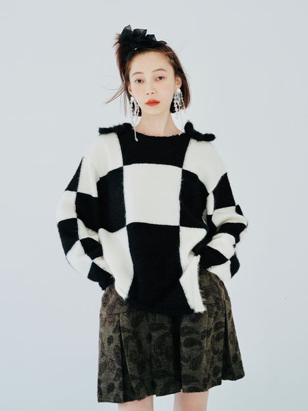 

women's knits tees imakokoni girls original autumn and winter cat hair classic split black white check intarsia sweater 223776 230311