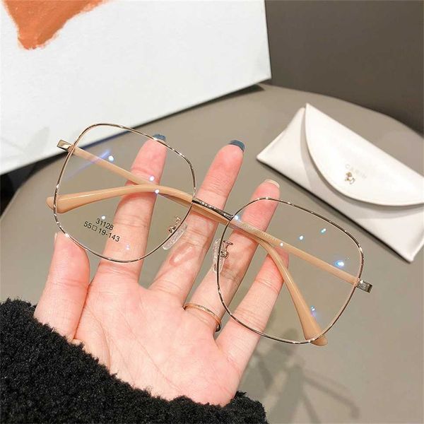 

sunglasses 2023 new selling type can be equipped with myopia anti blue light square large plate leg spectacle frame for women 31128, White;black