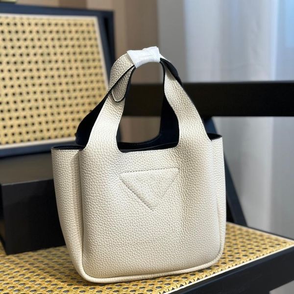 

2023 designer super fashion bag women's new mini bucket handbag with box