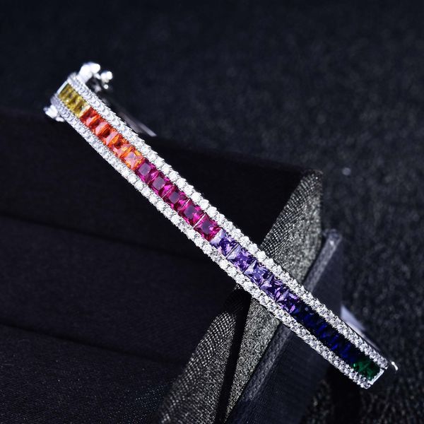 

bangle wpb luxury zircon womens bracelet full of high carbon diamonds rainbow bangles female fine jewelry bright wedding party 230313, Black