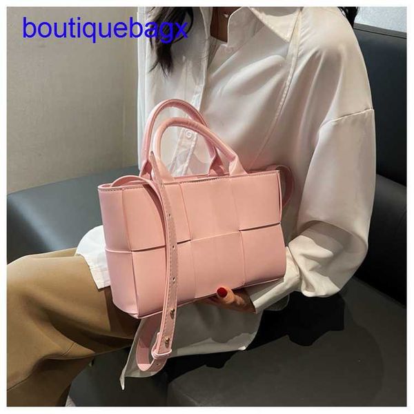 

luxury bottegss venetss arco evening bags online store pure hand-woven women's bag 2023 spring and summer new fashion with logo b72b