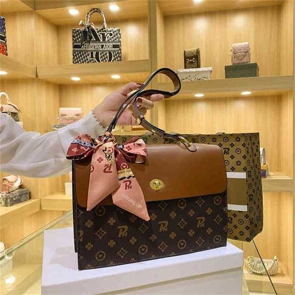 

handbag 2023 fashion women's bag leather quality handbag large female korean large capacity printed youth shoulder envelope bag