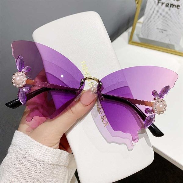 

sunglasses 2023 new new style dance butterfly shape diamond inlaid large frame sunglasses women fashion street shot, White;black