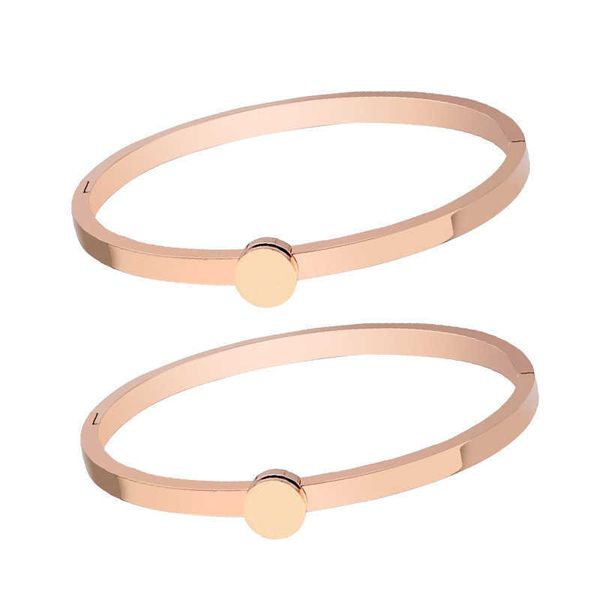

original products 2022 new card simple fashion titanium steel stainless clasp bracelet female open circular hand ornament3b1a, Black