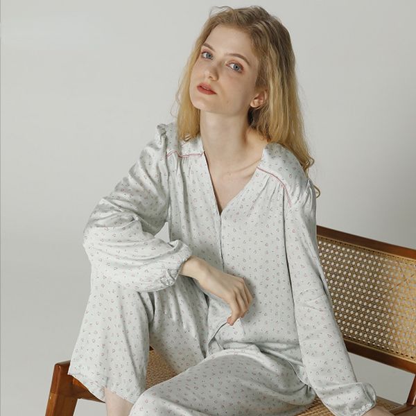 

women's sleepwear spring idyllic satin pajamas for women v-neck long-sleeved trousers suit viscose flower print two piece set sleepwear, Black;red