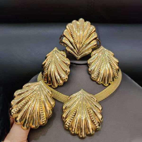 

wedding jewelry sets dubai gold plated jewelry set for women shell pattern earrings and necklace set fashion wedding bride bracelet ring jew, Slivery;golden