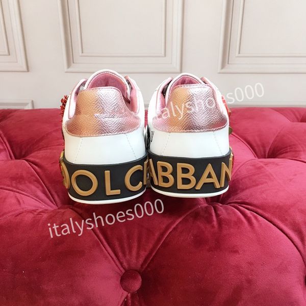 

2023mens causal shoes fashion woman leather lace up platform sneakers white black for men women luxury velvet suede dunks