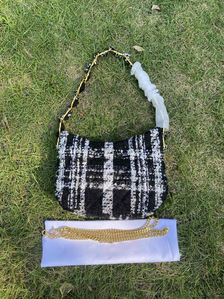 

2023 woollen shopping bag chain bag one shoulder handbag black and white stitching 5a quality