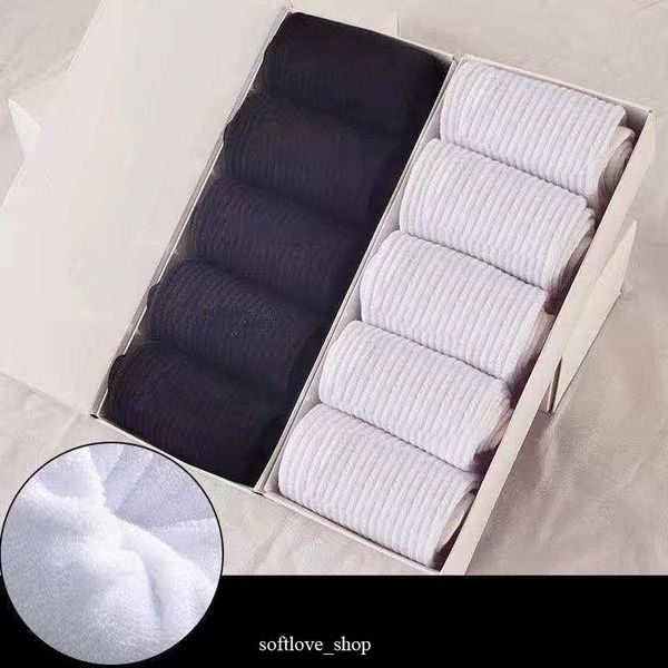 

mens socks wholesale sell at least 12 pairs classic black white women men high letter breathable cotton sports ankle sock