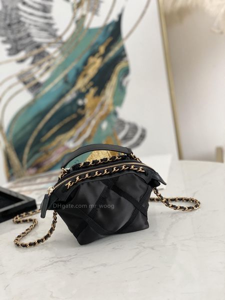 

2023 one shoulder bag crossbody bag chain bag cute wind college wind 5a quality