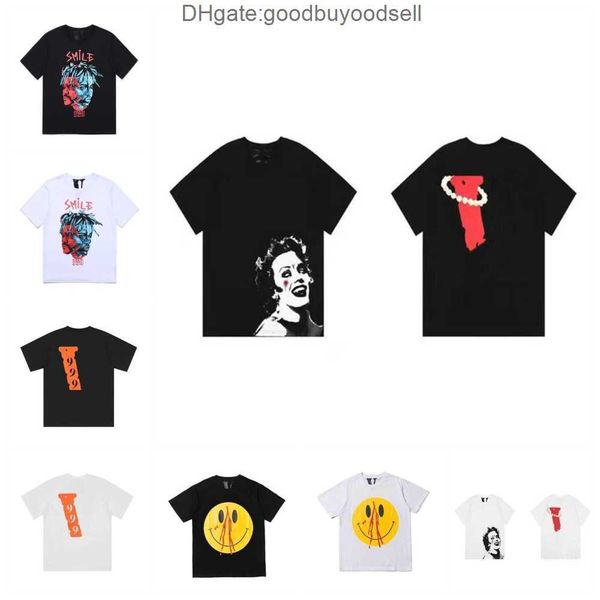 

designer bag t-shirt friends letter print t-shirt big v custom t shirts men's short sleeve high street hip hop style black and white or, White;black