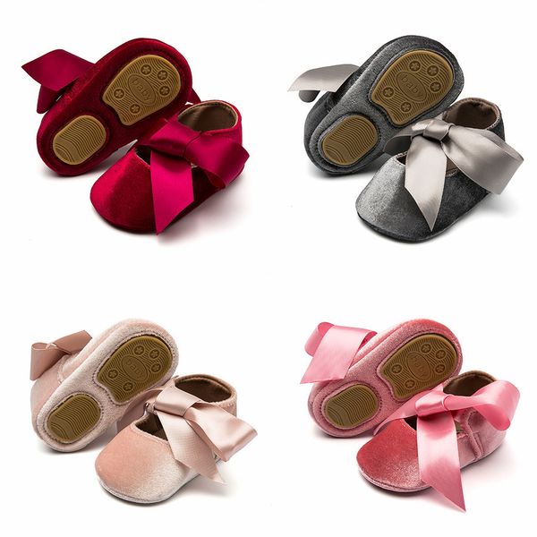 

first walkers 5 pairs/lot princess kids antiskid sapatos meninas prewalker infant ballerina baby christening baptism girls lace shoes 230313