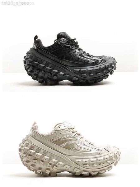 

2023 men 's outdoor shoes defender sneakers tire sneakers ladies designer platform fashion beige black loves stars