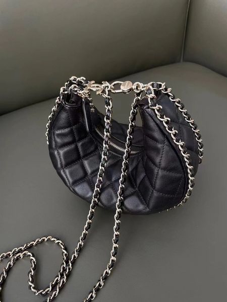 

shell bag luxury designer 2023 spring burst sheepskin crescent bag fashion chain women's bag