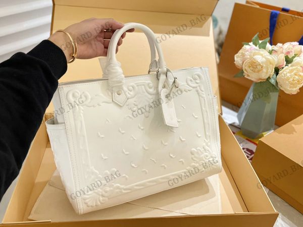 

designer sac plat castle relief m21841 large capacity embossed tote bag the same brand bag shoulder bag bags