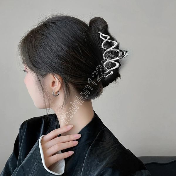 

ruoshui clamps woman silver large wave design hair claws ladies fashion washing face hair clips hairpins girls metal hair accessories, Slivery;golden