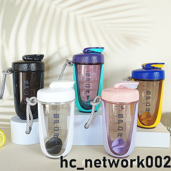 

wholesale 5 colors 590ml shake cup fitness protein powder stirring cup men's and women's raw milkshake cup portable blender bottle