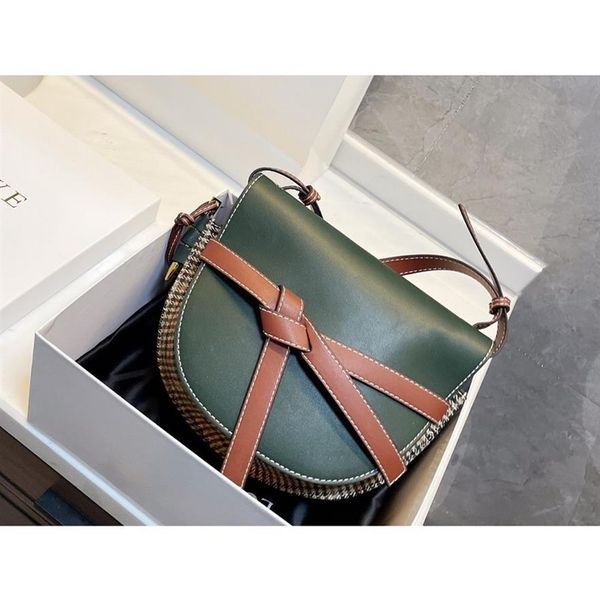 

trends on behalf of the saddle bags leather quality joker fashion women's favorite330f