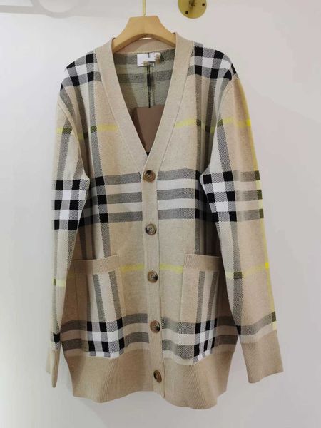 

correct of urbry luxury designer high years b new large version v-neck single breasted plaid loose knit cardigan for men and women, White