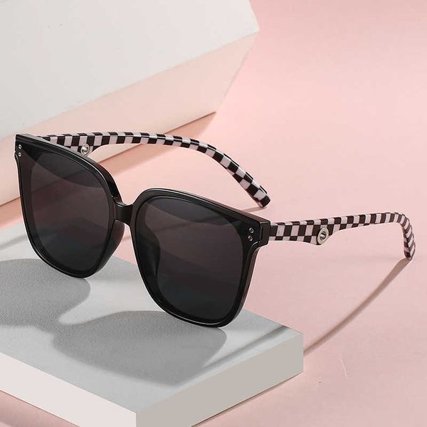

sunglasses 2022 new korean version of online red ins the same type uv-pro glasses, White;black