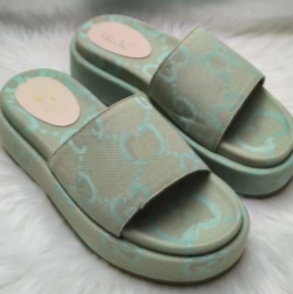 

a1 fashion mens womens floral brocade slippers slide designer luxury flat high heels flip flops embroidered platform rubber sandal leather c, Black