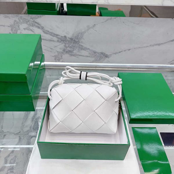 

luxury bag white woven bag designer shoulder bags women fashion solid color shopping beach handbags lady crossbody camera bags purse 230314