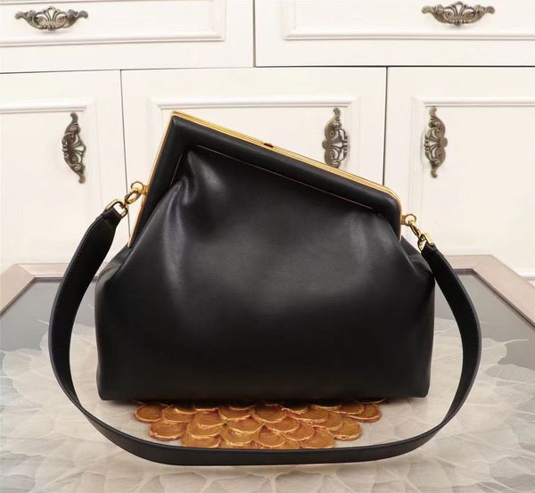 

metal bag edge locking clip cloud bag dumpling bag fashion design frist elegant fashion dinner party hold bag remove shoulder strap design o