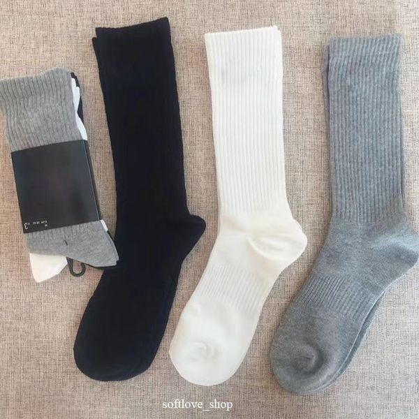 

2022 luxury stocking designer mens womens socks wool stockings high senior streets comfortable knee leg sock, Black