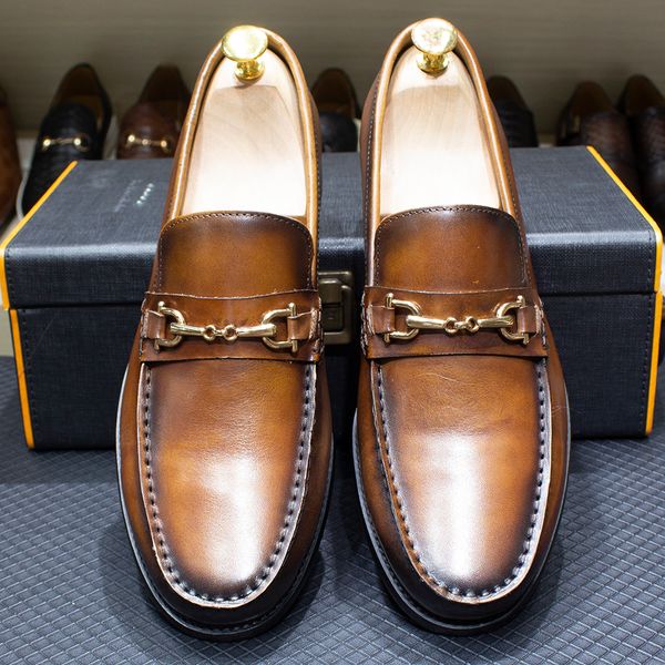 

luxury mens loafers handmade genuine leather male dress shoes metal chain comfortable wedding party slip on causal shoes for men, Black;white