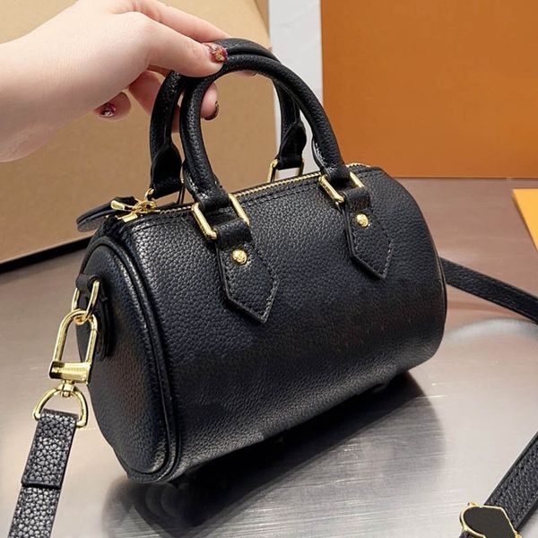 

classic handbags designer bags shoulder bag fashion luxuries crossbody handbags black leather women pillow handbag